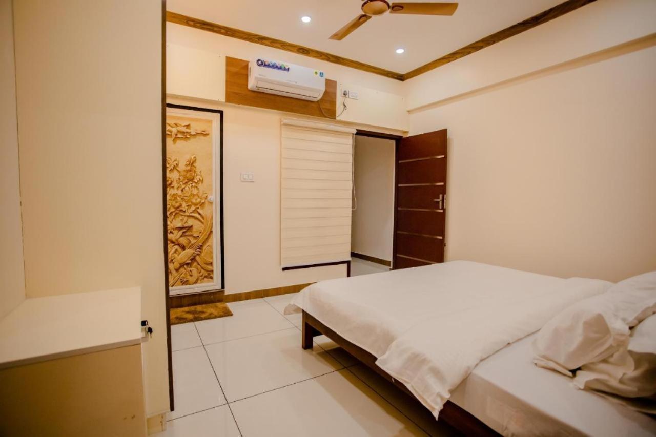 Kv By Halcyon Traveltech Apartamento Anachal Exterior foto
